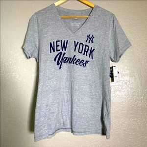Women’s Large * Yankee Tee * NWT
